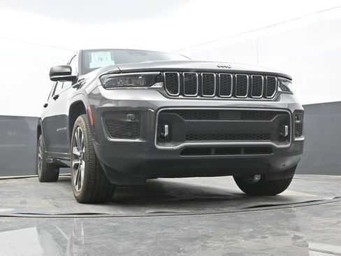Used 2021 Jeep Grand Cherokee L Overland w/ Luxury Tech Group IV AWD/4WD image 62