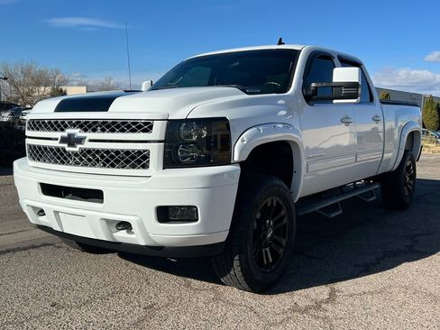 Used 2014 Chevrolet Silverado 2500 LT w/ Z71 Appearance Package image 7