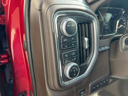 Used 2022 GMC Sierra 3500 Denali w/ Denali Ultimate Package image 7