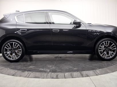 New 2025 Maserati Grecale GT