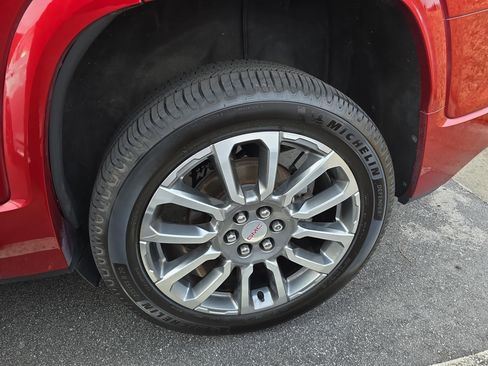 Used 2021 GMC Acadia Denali w/ Trailering Package image 30