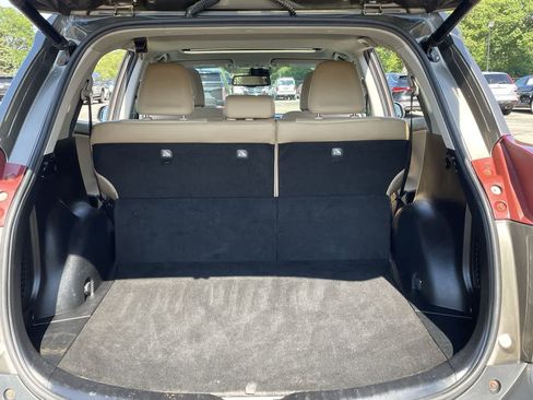 Used 2014 Toyota RAV4 Limited w/ Technology Package AWD/4WD image 17