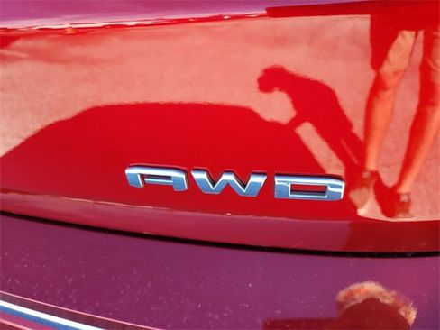 Used 2022 GMC Terrain Denali image 12