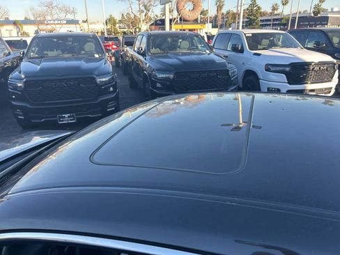 Used 2025 Lexus ES 300h w/ Premium Package image 19