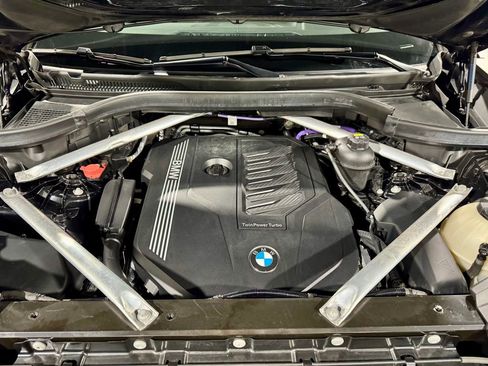 Used 2021 BMW X5 xDrive40i w/ Convenience Package image 13