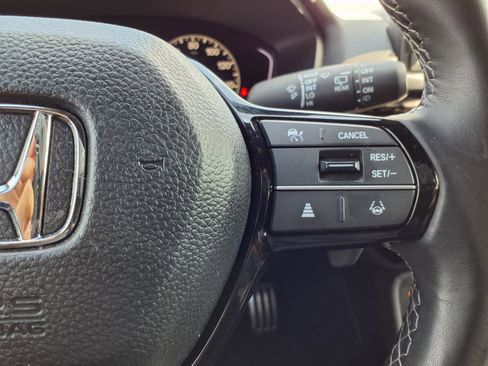 Used 2025 Honda Civic Sport image 15