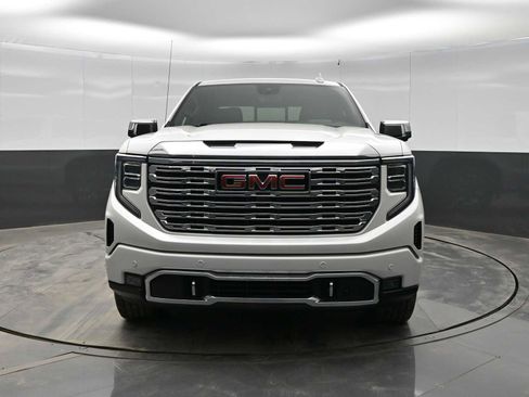 Used 2023 GMC Sierra 1500 Denali w/ Denali Reserve Package image 3