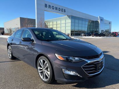 Used 2025 Chevrolet Malibu LT