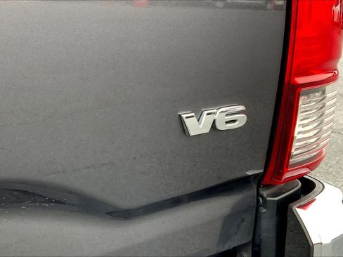 Used 2023 Toyota Tacoma SR5 image 31