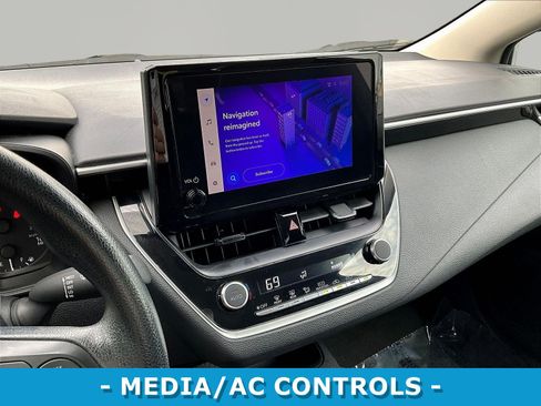 Used 2024 Toyota Corolla LE FWD image 9