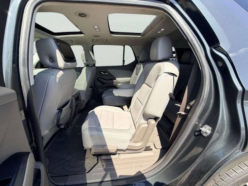 Used 2019 Chevrolet Traverse Premier w/ Driver Confidence II Package image 26