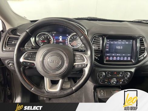 Used 2021 Jeep Compass Limited FWD image 15