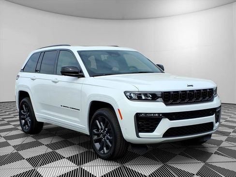 New 2026 Jeep Grand Cherokee Limited AWD/4WD image 1