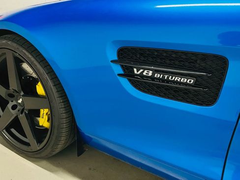 Used 2017 Mercedes-Benz AMG GT S image 13