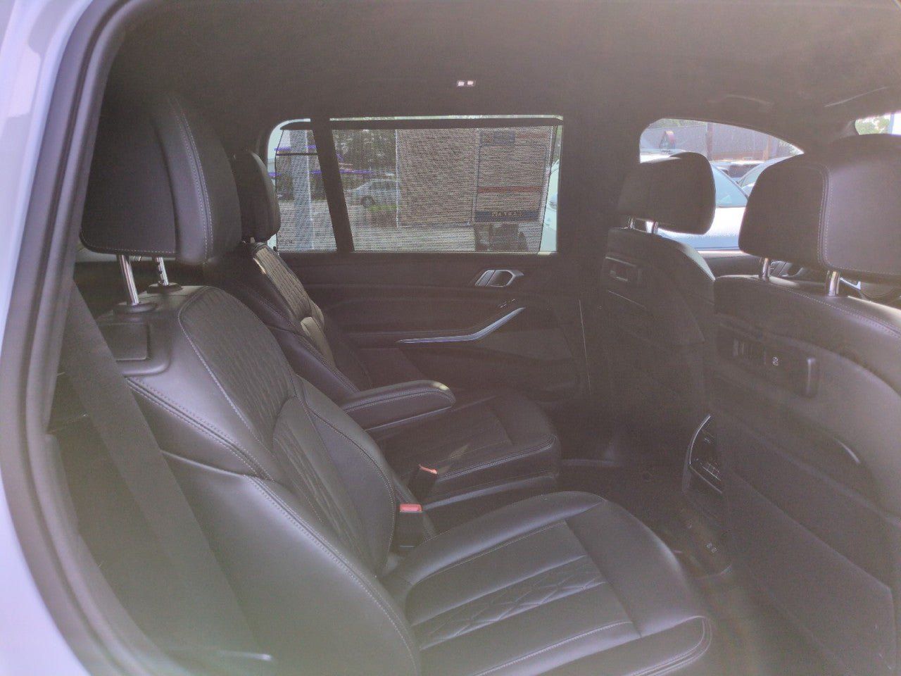 Used 2019 BMW X7 xDrive50i w/ M Sport Package AWD/4WD image 28