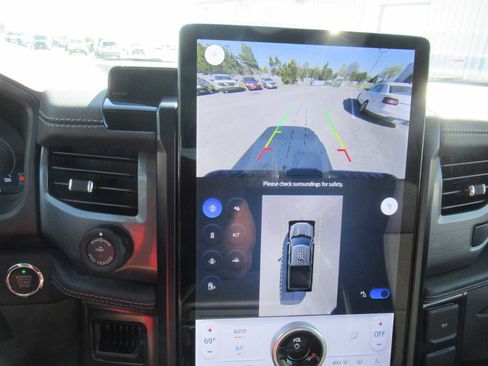 Used 2024 Ford F150 Lightning Flash image 29