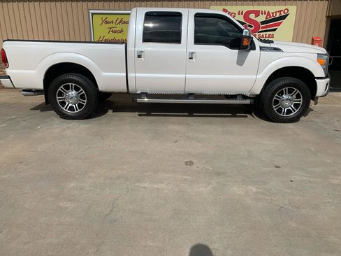 Used 2016 Ford F250 Platinum AWD/4WD image 6