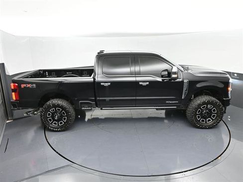 Used 2024 Ford F250 Platinum w/ FX4 Off-Road Package AWD/4WD image 44