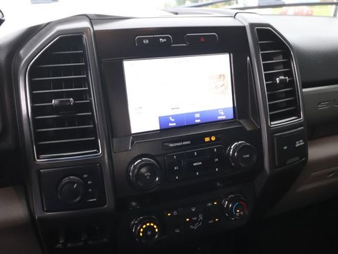 Used 2022 Ford F250 XLT AWD/4WD image 19