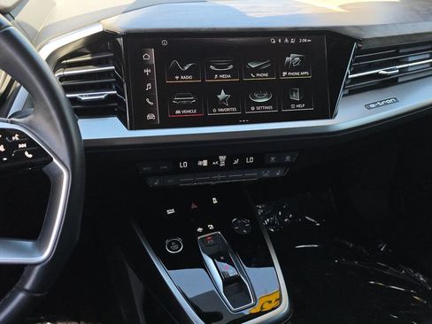 Used 2023 Audi Q4 e-tron Premium w/ Convenience Package AWD/4WD image 23