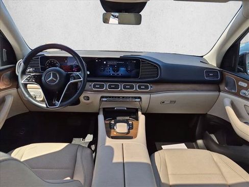 Used 2024 Mercedes-Benz GLE 350 4MATIC image 16