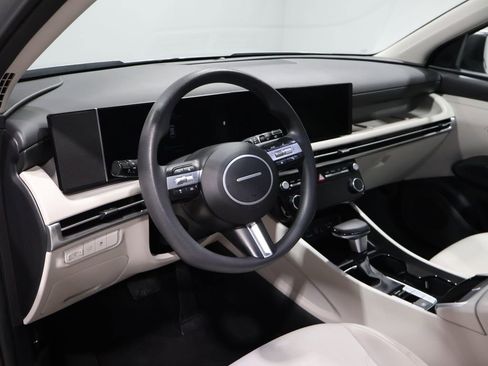 Used 2025 Hyundai Tucson SEL image 14