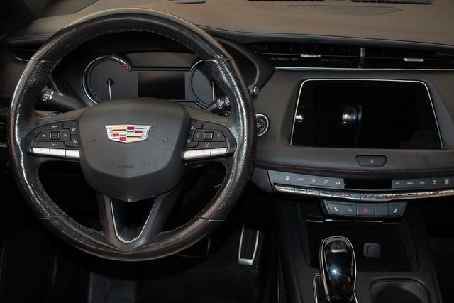 Used 2020 Cadillac XT4 Sport AWD/4WD image 16