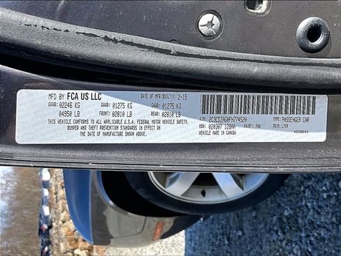 Used 2015 Dodge Challenger SXT image 24