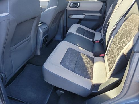 Used 2022 Ford Bronco Wildtrak image 12