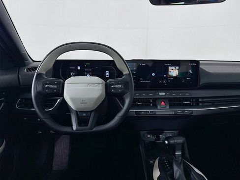 New 2025 Kia K4 GT-Line w/ GT-Line Premium Package image 27