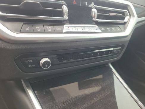 Used 2020 BMW 330i Sedan w/ M Sport Package RWD image 20