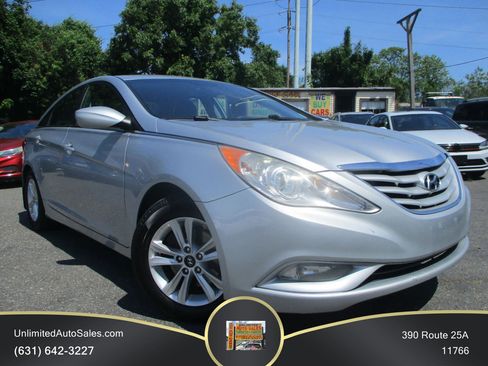 Used 2013 Hyundai Sonata GLS w/ Popular Equipment Pkg FWD image 1