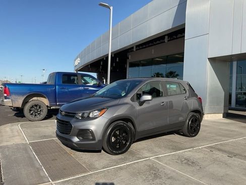 Used 2020 Chevrolet Trax LS w/ LPO, Cargo Package image 2
