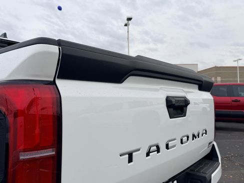 New 2026 Toyota Tacoma TRD Off-Road image 9