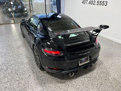 Used 2017 Porsche 718 Cayman S image 4