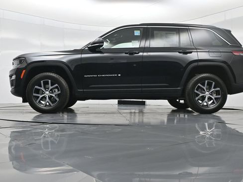 New 2025 Jeep Grand Cherokee Limited image 51