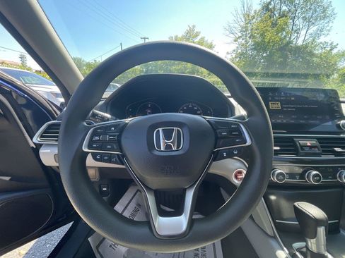 Used 2020 Honda Accord EX image 15