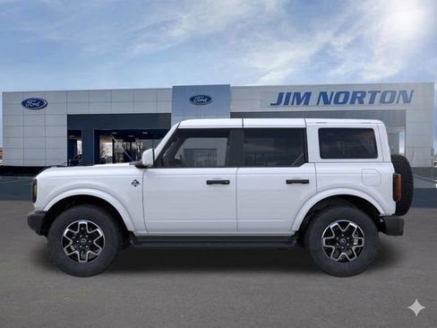 New 2026 Ford Bronco Outer Banks AWD/4WD image 4