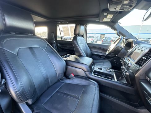 Used 2019 Ford Expedition Limited w/ Equipment Group 301A image 27