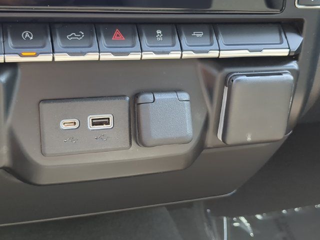 Used 2022 Chevrolet Silverado 1500 Custom RWD image 26