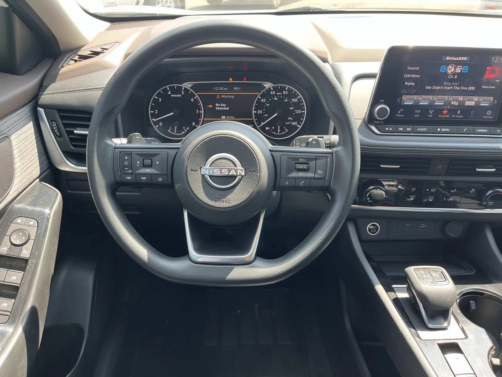 Used 2023 Nissan Rogue S FWD image 12