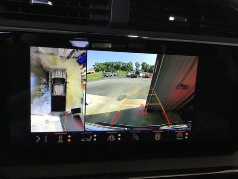 New 2025 GMC Sierra 2500 AT4 w/ AT4 Premium Plus Package image 44