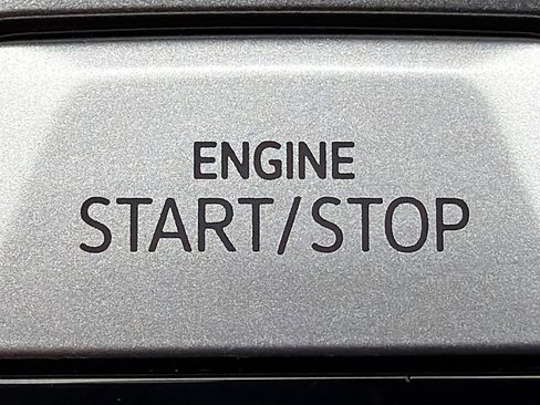 Used 2024 Volkswagen Atlas Cross Sport SEL image 36