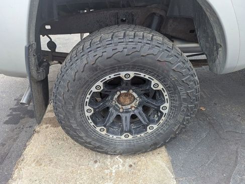 Used 2011 Toyota Tacoma 4x4 Access Cab image 12