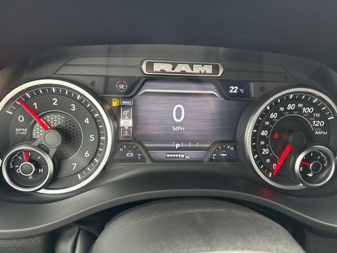 New 2026 RAM 1500 Express AWD/4WD image 27