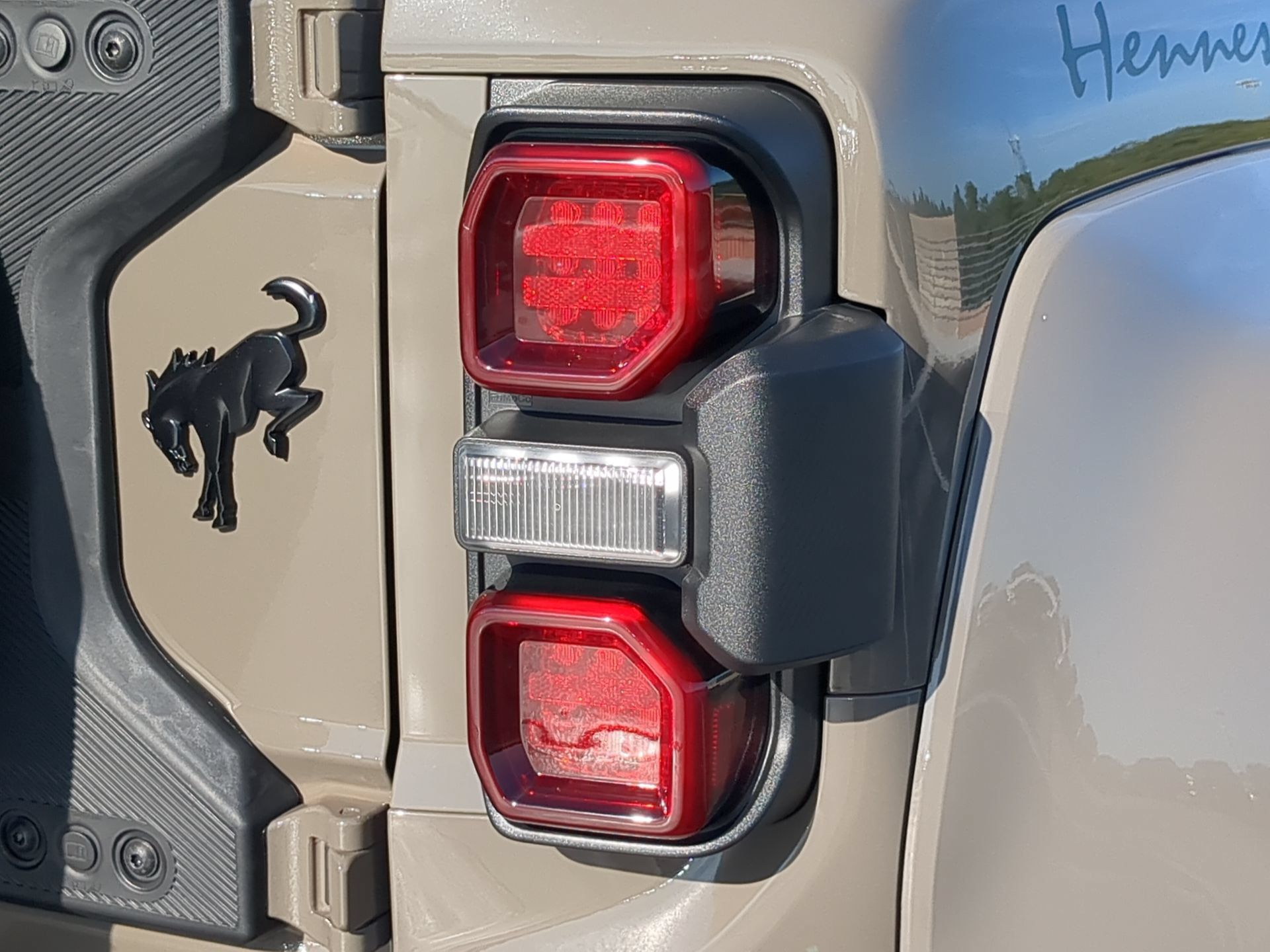 New 2026 Ford Bronco Raptor w/ Interior Carbon Fiber Pack AWD/4WD image 48