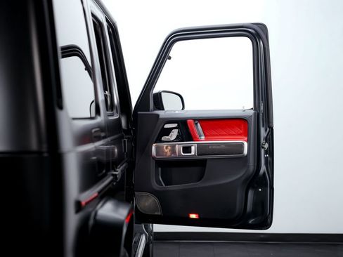 Used 2021 Mercedes-Benz G 63 AMG 4MATIC image 16