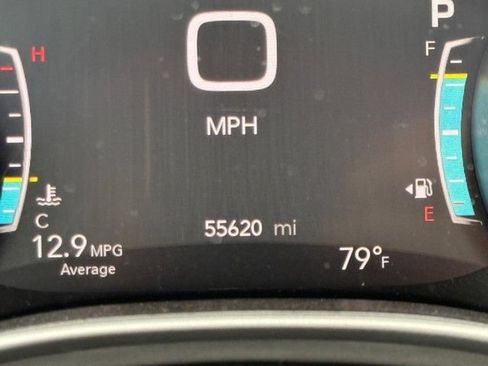 Used 2024 Chrysler Pacifica Touring-L FWD image 23