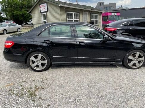Used 2010 Mercedes-Benz E 350 4MATIC Sedan image 13
