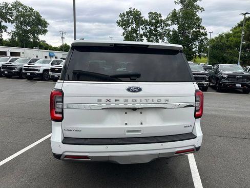 Used 2024 Ford Expedition Max Limited AWD/4WD image 9